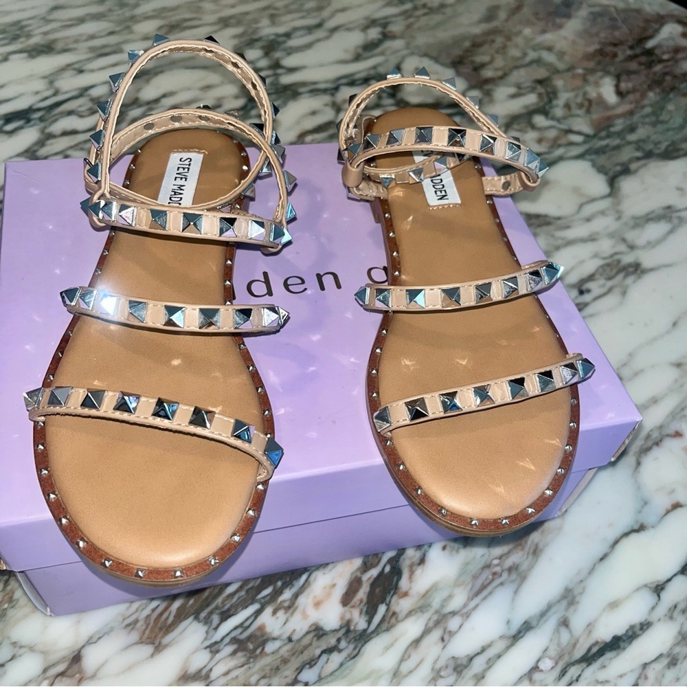Steve Madden Tan Sandals with Silver Studs